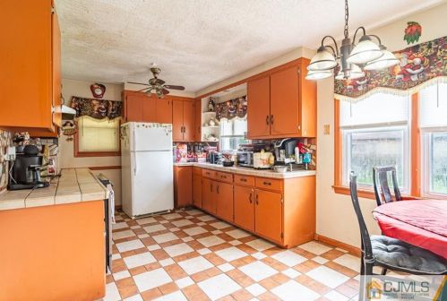 317 Merchants Ave, South Plainfield NJ  07080-3552 exterior