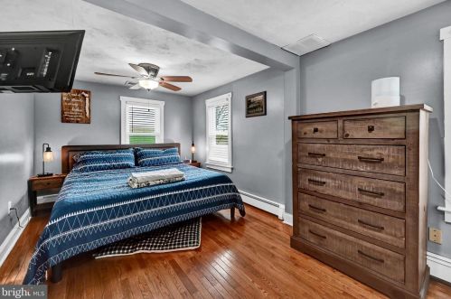 435 Boxwood Rd, Red Lion PA  17356-8347 exterior