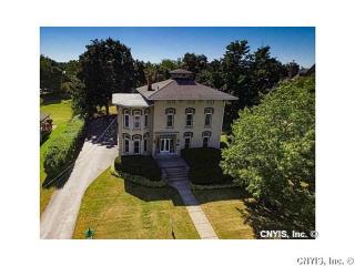 229 Clinton St, Watertown, NY 13601-3603