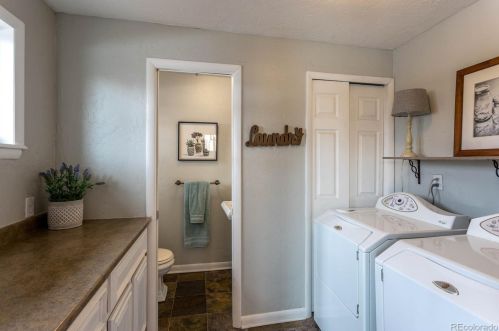 165 Ammons St, Denver CO 80232-6712 exterior