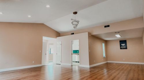 7229 Sutherland Way, Elk Grove CA  95758-4415 exterior