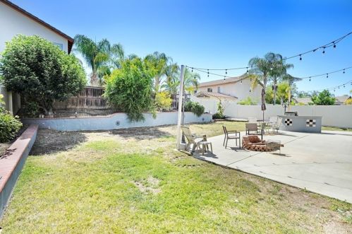 35794 Frederick St, Wildomar CA  92595-8039 exterior