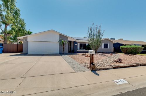4425 Shaw Butte Dr, Glendale, AZ 85304-3034