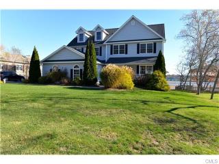 396 Bridgeview Pl, Stratford, CT 06614-3629