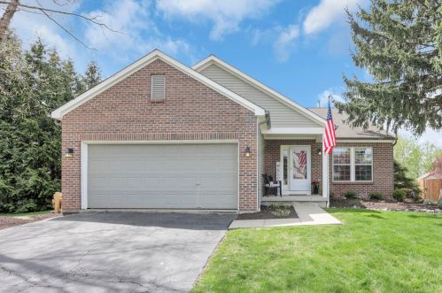 309 Edgemont Ct, Pataskala, OH 43062-7318