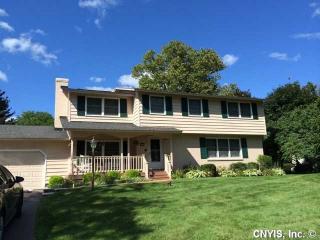 8351 Vassar Dr, Manlius, NY 13104-9425
