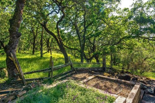 4833 Skycrest Way, Santa Rosa CA  95405-8798 exterior