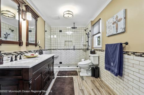 119 Heritage Dr, East Freehold NJ 07728-3185 exterior