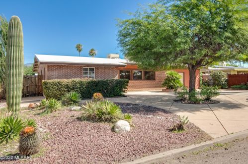 5011 Timrod St, Tucson, AZ 85711-4344