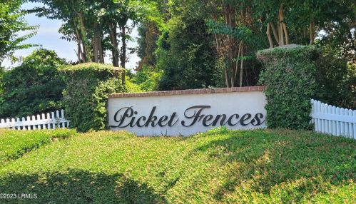 5 Wateree Ct, Beaufort SC  29902-3332 exterior