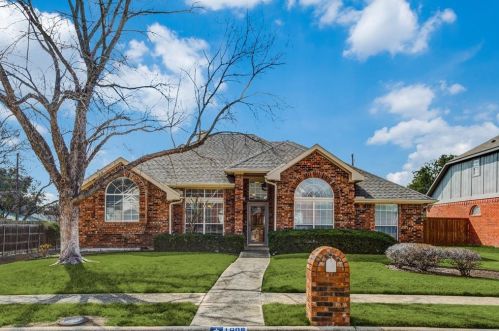 1908 Savage Dr, Plano TX  75023-1757 exterior