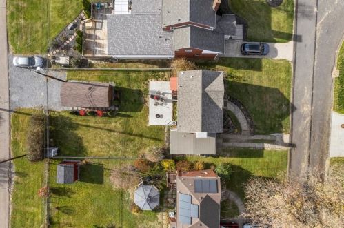 344 Spg Vly Rd, Pittsburgh PA 15243-1418 exterior