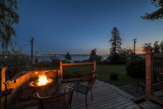 21 Priest Point Dr, Marysville, WA 98271-6822