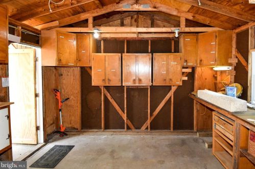 8913 Lagrange St, Lorton VA  22079-1626 exterior