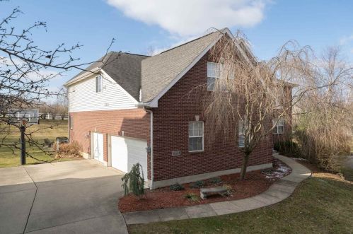 9663 Manassas Dr, Florence KY  41042-8318 exterior