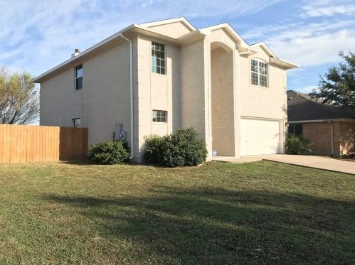 11721 Dunfries Ln, Austin TX  78754-5820 exterior