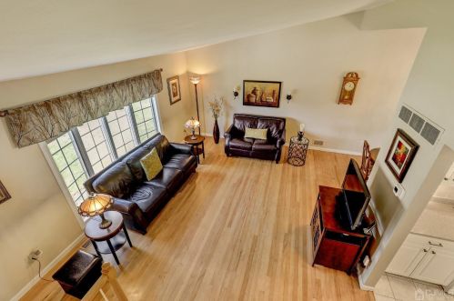 14 Twain Ave, Old Bridge NJ  08857-2109 exterior