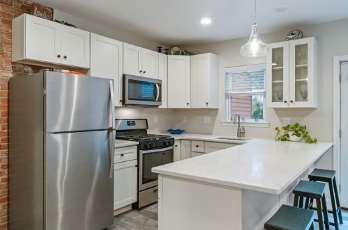 2871 Fernwald Rd, Pittsburgh PA  15217-3148 exterior