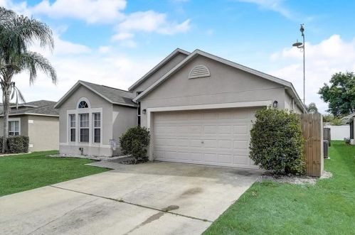 62 Justin Dr, Apopka, FL 32712-2398