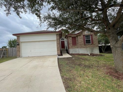 111 Goddard, Uhland TX  78640-5484 exterior