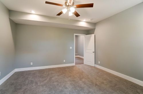 1822 Clarion Ave, Cincinnati OH  45207-1204 exterior