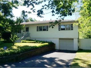 273 Tudor St, Waterbury, CT 06704-2624