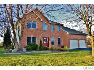1725 Deer Path Rd, Easton, PA 18040-8165