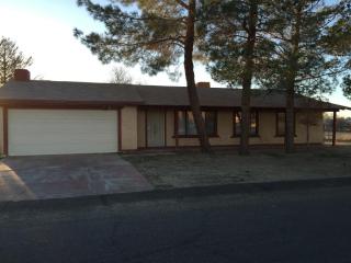 40705 172nd St, Lancaster, CA 93535-7409