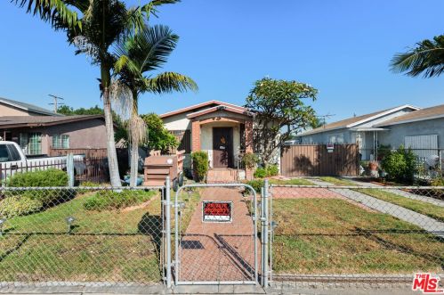 2711 Norton Ave, Lynwood, CA 90262-1733