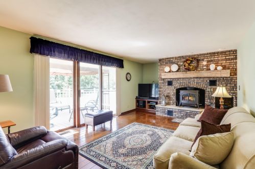 24715 17th St, Kansasville, WI 53139-9602