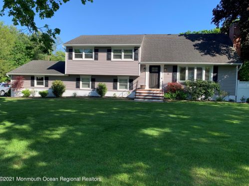 14 Wilshire Dr, Tinton Falls, NJ 07724-2834