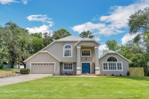 300 Sprucewood Rd, Lake Mary, FL 32746-5915