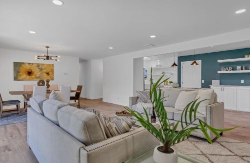 1216 Champagne Ln, San Jose CA  95132-3018 exterior