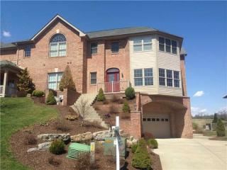 1024 Blackthorne Dr, Jeannette, PA 15644-4727