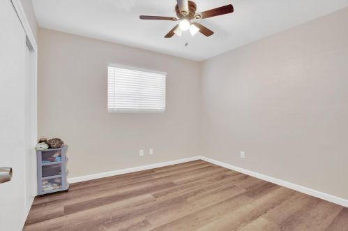 1619 Tenaya Dr, Modesto CA  95354-3820 exterior