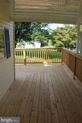 1332 Snyder Corner Rd, Red Lion PA  17356-7831 exterior