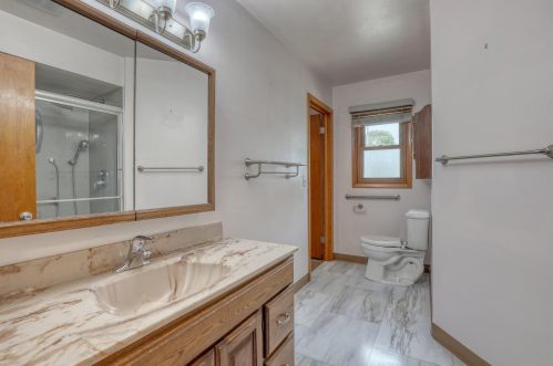 231 Western Ave, Waukesha WI  53188-3147 exterior