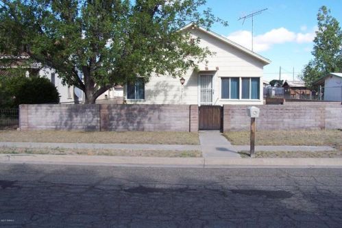 134 1st Ave, Willcox, AZ 85643-2202