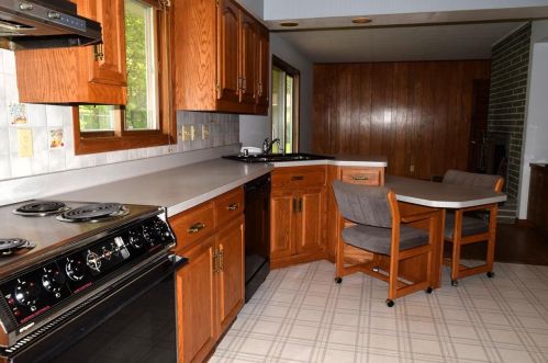 759 Sterling Dr, Fond Du Lac WI  54935-6242 exterior