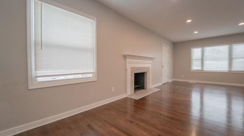 8922 Branton Ave, Hammond, IN 46322-1801
