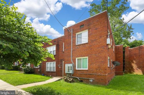 1471 Bangor St, Washington, DC 20020-4956