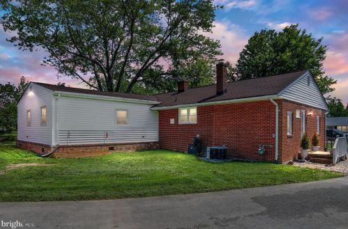 607 Culpeper St, Fredericksburg, VA 22405-3320