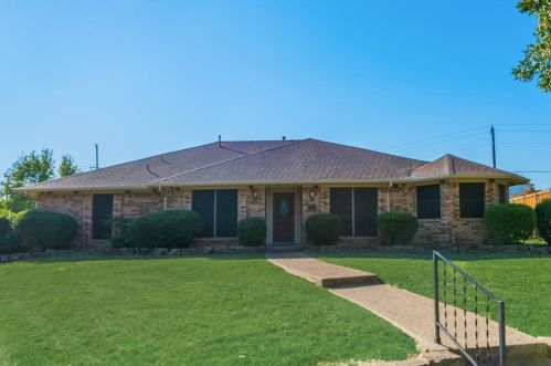 2740 Shadygrove Ln, Carrollton, TX 75006-2120