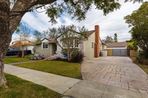 1932 Montair Ave, Long Beach CA  90815-3011 exterior