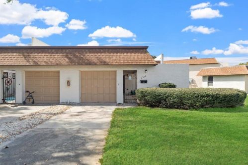 2550 Demaret Dr, Titusville, FL 32780-4881