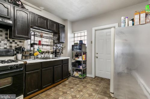 1040 Langham Ave, Camden NJ  08103-2735 exterior