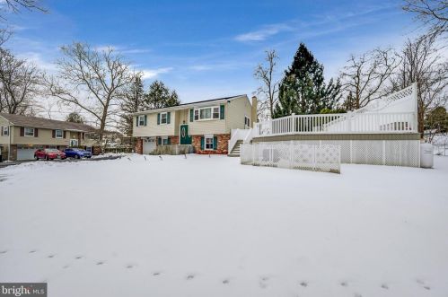 4485 Bethel Rd, Boothwyn, PA 19061-2216