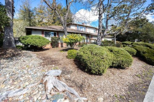 601 Buena Vista Dr, Santa Rosa, CA 95404-2148