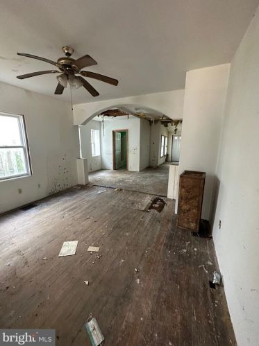 27 Butler St, Harrisburg PA  17103-2028 exterior