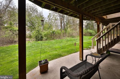 201 Carol Ct, Lansdale PA 19446-1576 exterior